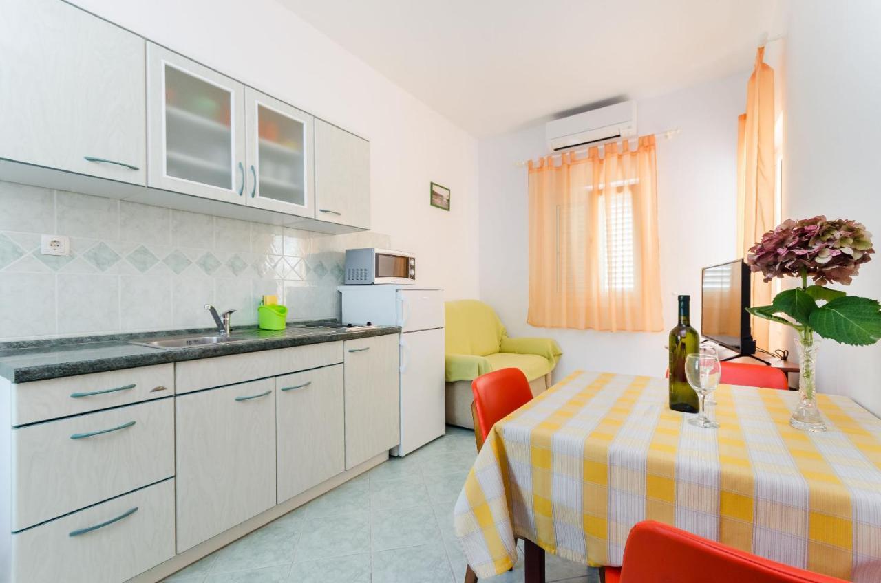 Apartments Marija & Lino Лопар Экстерьер фото